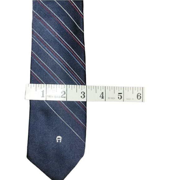 Vintage Etienne Aigner Navy Tie - Picture 8 of 8